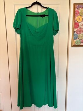 Alexia Admor Green Dress